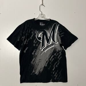 Nike Black Short Sleeve Milwaukee Brewers Loose Fit Tee‎ Shirt Mens Size Small